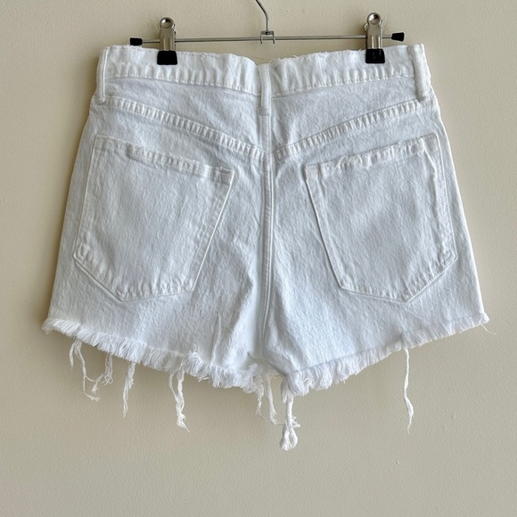 Abercrombie & Fitch The Mom Short High Rise White Denim Women's Shorts Size 28/6 - Picture 10 of 16